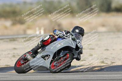 media/Nov-16-2025-Race Pace (Sun) [[8c5fa54630]]/Verified Riders/7-Turn 4 (1155am)/